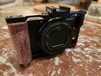 Sony Cybershot DSC-RX100 III Kompaktkamera med SmallRig Cage