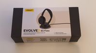 Jabra Evolve2 65 Flex inkl USB C och trådlös laddplatta