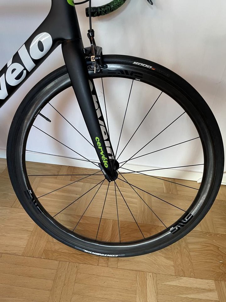 Cervelo R5 + ENVE Carbon hjul