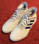 Fotbollskor Adidas Predator 41 1/3