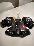 CCM axelskydd JR Large