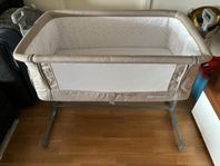 Kinderkraft bedside crib 