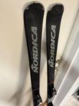 Pistskida Nordica Drive 73 lx