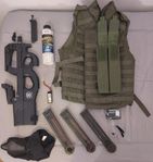 Airsoft starter pack - Cybergun P90 and accessories