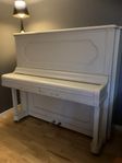 Piano bortskänkes