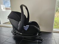 Recaro Privia Hero - babyskydd