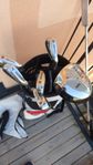 BRA NYBÖRJAR GOLFKLUBBOR+VÄSKA 500 KR