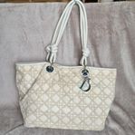 Dior Panarea Tote – beige Cannage-mönstrad canvas + läde