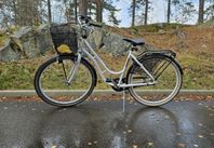 Monark Vit Damcykel 28 tum 3vxl + Ramlås med nyklar