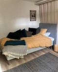 Ikea Snarum med sänggavel från Jysk. 105 cm