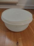 Tupperware bunke med lock