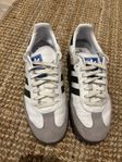 Adidas Samba strl (7, 1/2) (41, 1/3)