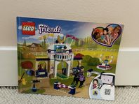 Lego Friends 41367 och Lego Friends 41371 Hästar