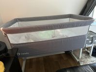 bedside crib