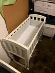 Troll Bedside Crib