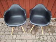 Stolar i Eames-stil