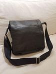 Tumi messenger bag