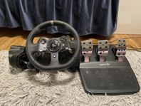 Logitech G29 spelratt,växelspak och pedaler