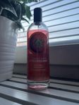 The body shop body mist jordgubb 