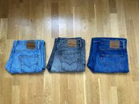 Levis Stay Loose 30/32 & 32/34