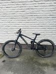 Trek Remedy 8 cykel