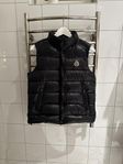 Moncler väst