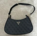 Guess Noelle 4g logo shoulder bag 