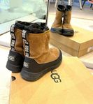 UGG vinterskor strl 36