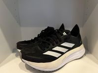 Adizero Boston 11 black,  size 38