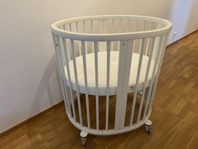 Stokke Sleepi Mini spjälsäng