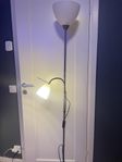 Golvlampa med flera färger