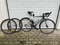 Scott cyclocross pendlarcykel med extra vinterhjul