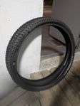 Schwalbe ice spiker pro 29"