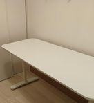 IKEA Bekant skrivbord (140x60 cm)