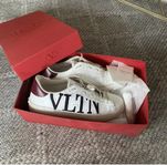 Valentino sneakers 