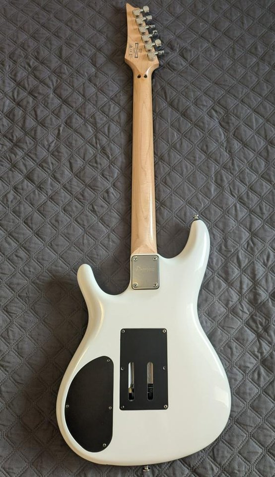 Ibanez Js140 White