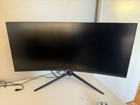 MSI curved bildskärm 32”