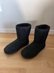 Uggs svarta strl.37