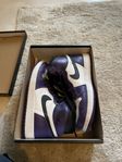 Air jordans court purple storlek 42,5