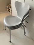 Fritz Hansen Sjuan stolar, 4 st