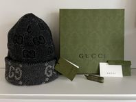 Gucci GG reversibel wool hat 