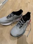 Asics nimbus 25