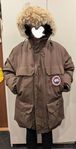 Canada goose strl M/M brun fint skick