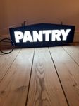 Neonskylt Pantry