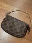 Louis Vuitton Mini Pochette Accessoires Damier Ebene canvas 