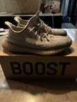 Yeezys 350 storlek 43