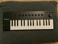 Native Instruments Komplete Kontrol M32