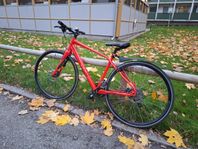 Specialized sirrus 28tum 