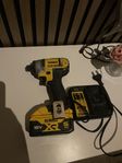 DEWALT Slagskruvdragare DCF885