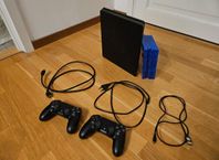 Perfekt Julklapp! PS4 Slim , Mycket Fint skick! 